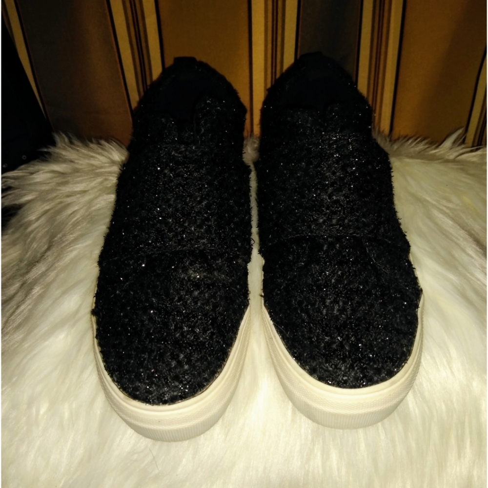 DV by Dolce Vita Black & White Platform Sneakers